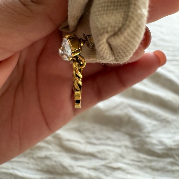 Double G Drop Earrings (bag not included) - Picture 5 of 7